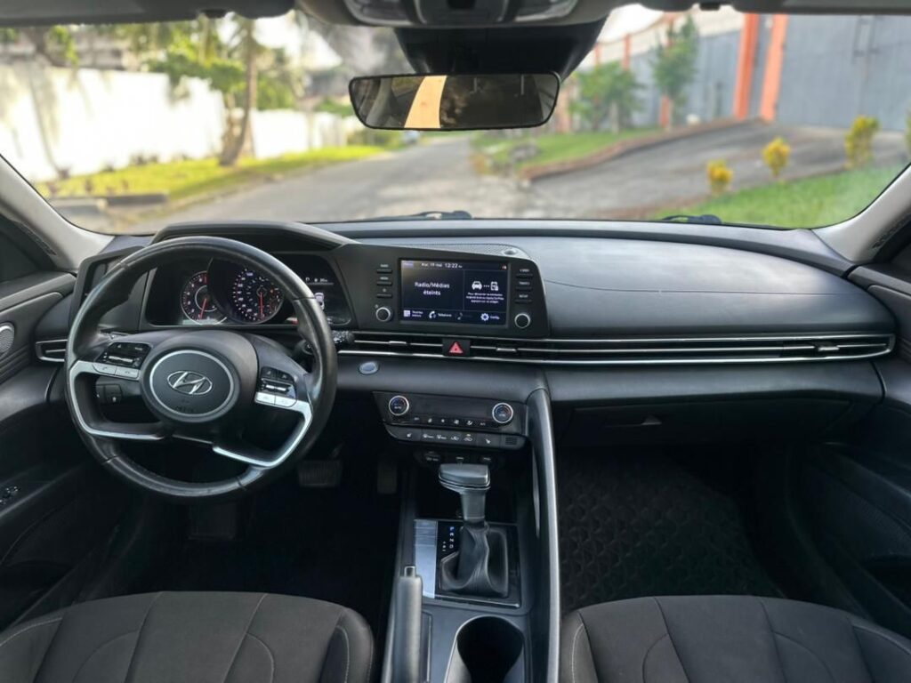 Hyundai Elantra 2022 Full Options – photo 2